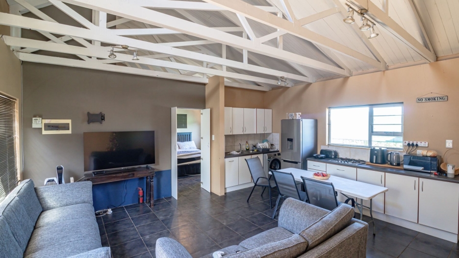 5 Bedroom Property for Sale in Vincent Eastern Cape